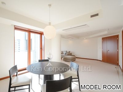 青山第一マンションズの写真 リビングダイニング