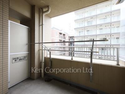 プライマル渋谷桜丘の写真 バルコニー