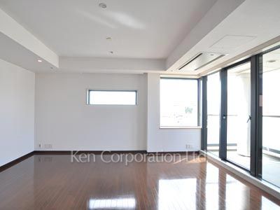 六本木ヒルズレジデンスの写真 リビングダイニング