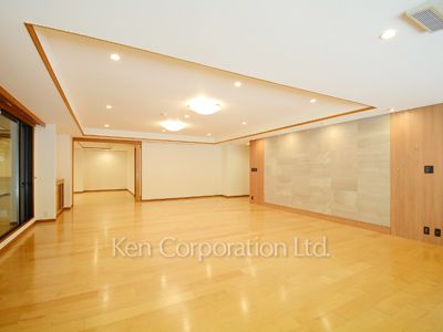 リビングダイニング