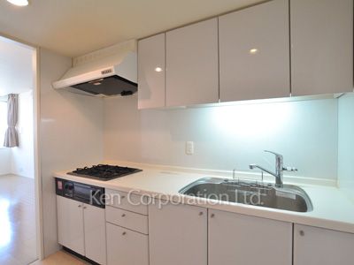 パークアクシス麻布仙台坂の写真 キッチン ※5階の同じ間取タイプを撮影。仕様が異なることがあります。