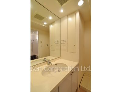 パークアクシス麻布仙台坂の写真 パウダールーム ※5階の同じ間取タイプを撮影。仕様が異なることがあります。