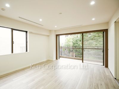 TRINITY HOUSEの写真 リビングダイニング