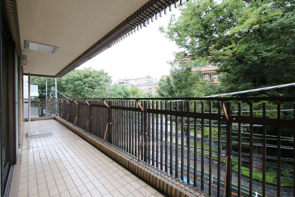 TRINITY HOUSEの写真 バルコニー