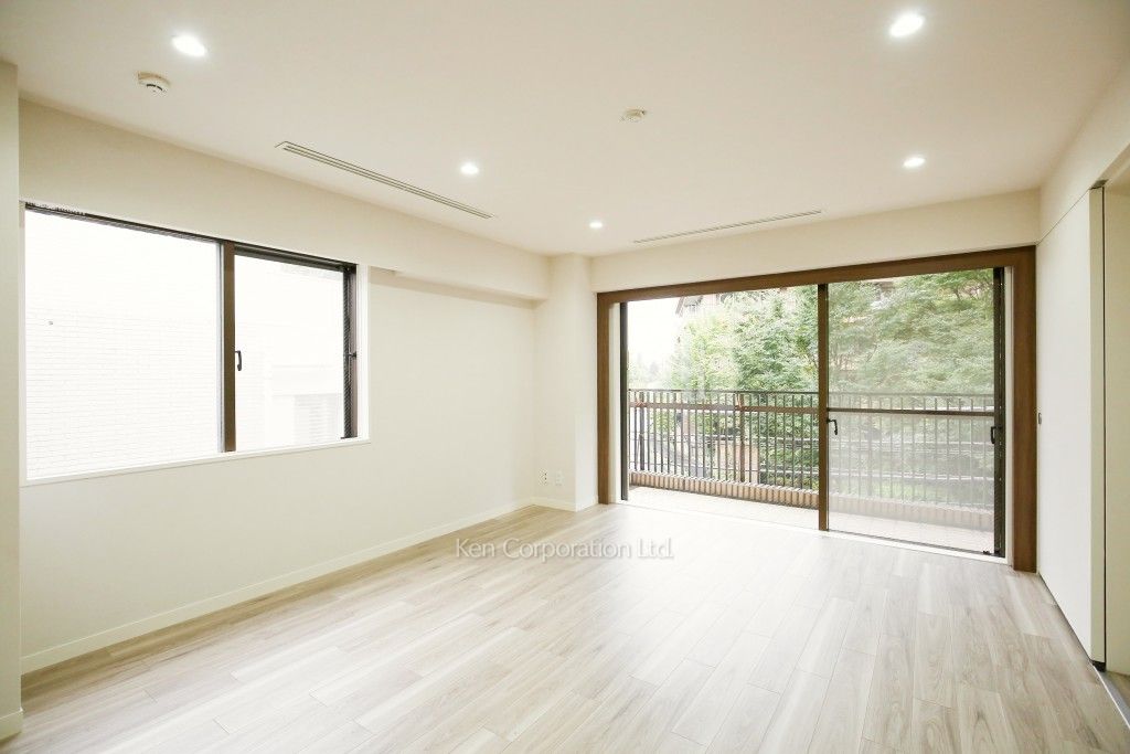 TRINITY HOUSEの写真 リビングダイニング