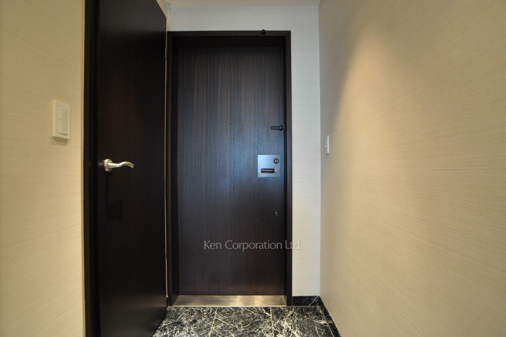 ラ・トゥール千代田の写真 玄関