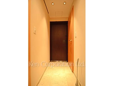 ラ・トゥール千代田の写真 玄関