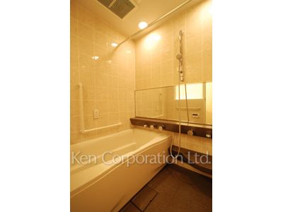 ラ・トゥール千代田の写真 バスルーム ※23階の同じ間取タイプを撮影。仕様が異なることがあります。