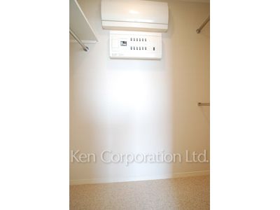 ラ・トゥール千代田の写真 ウォークインクローゼット ※23階の同じ間取タイプを撮影。仕様が異なることがあります。