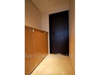 ラ・トゥール千代田の写真 玄関 ※23階の同じ間取タイプを撮影。仕様が異なることがあります。