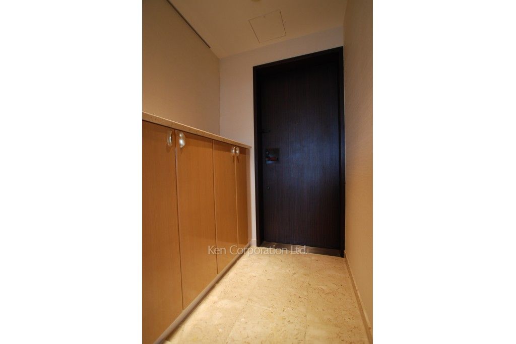 ラ・トゥール千代田の写真 玄関 ※23階の同じ間取タイプを撮影。仕様が異なることがあります。