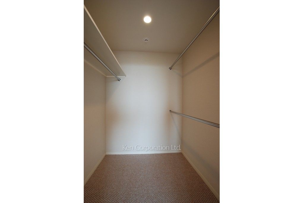 ラ・トゥール千代田の写真 ウォークインクローゼット