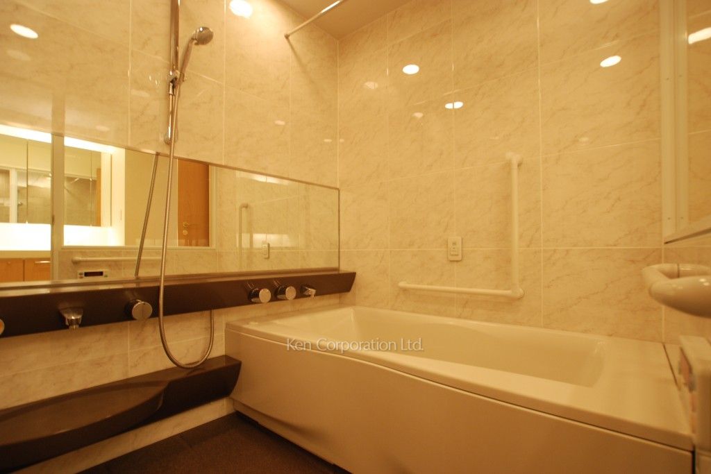 ラ・トゥール千代田の写真 バスルーム