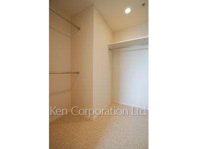 ラ・トゥール千代田の写真 ウォークインクローゼット ※23階の同じ間取タイプを撮影。仕様が異なることがあります。