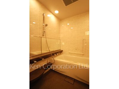 ラ・トゥール千代田の写真 バスルーム ※23階の同じ間取タイプを撮影。仕様が異なることがあります。