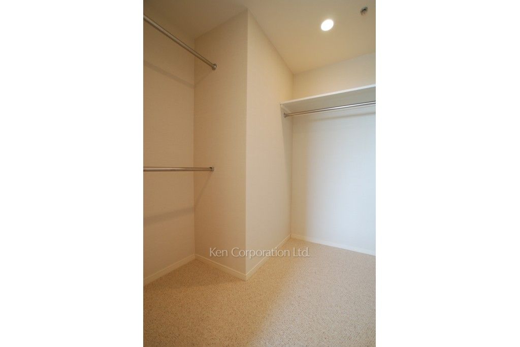 ラ・トゥール千代田の写真 ウォークインクローゼット ※23階の同じ間取タイプを撮影。仕様が異なることがあります。