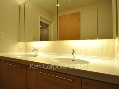 ラ・トゥール千代田の写真 パウダールーム ※29階の同じ間取タイプを撮影。仕様が異なることがあります。