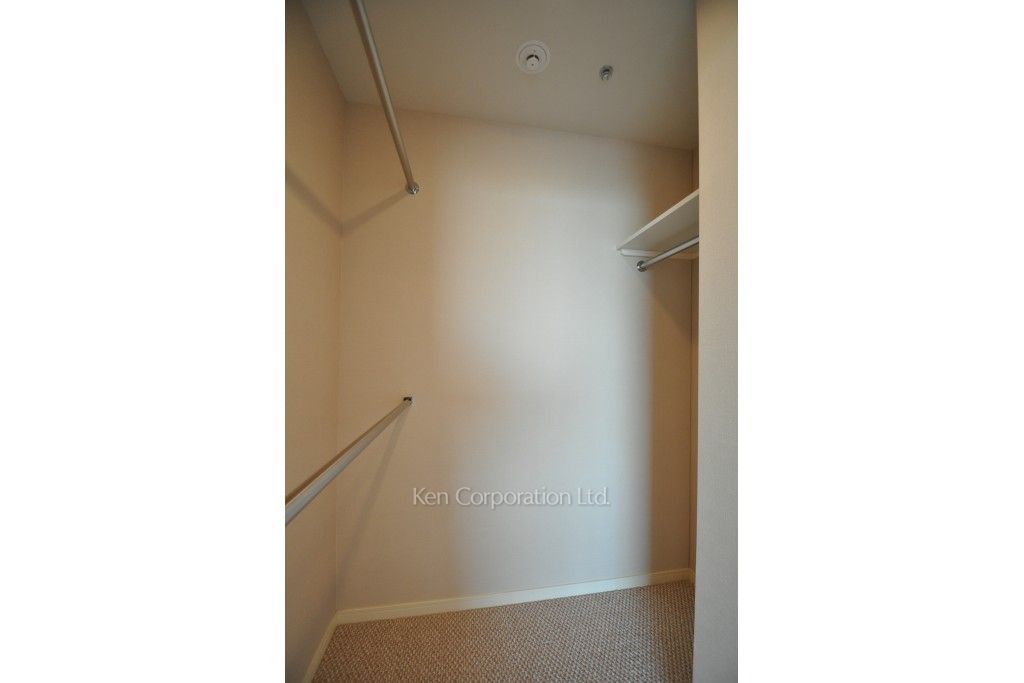 ラ・トゥール千代田の写真 ウォークインクローゼット ※29階の同じ間取タイプを撮影。仕様が異なることがあります。