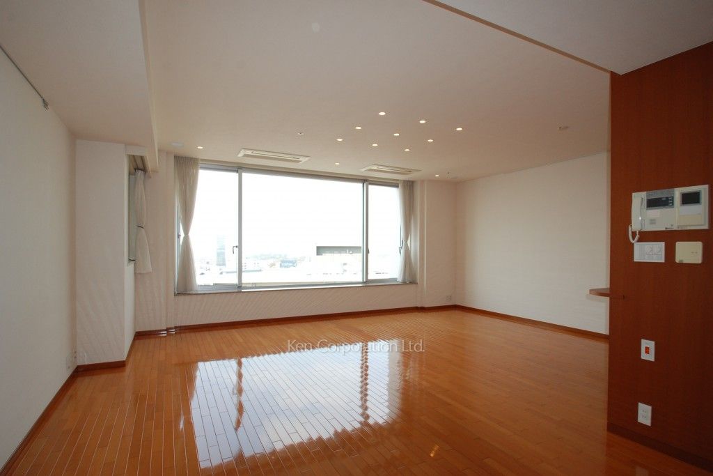 青山パークタワーの写真 居室（LDなど）