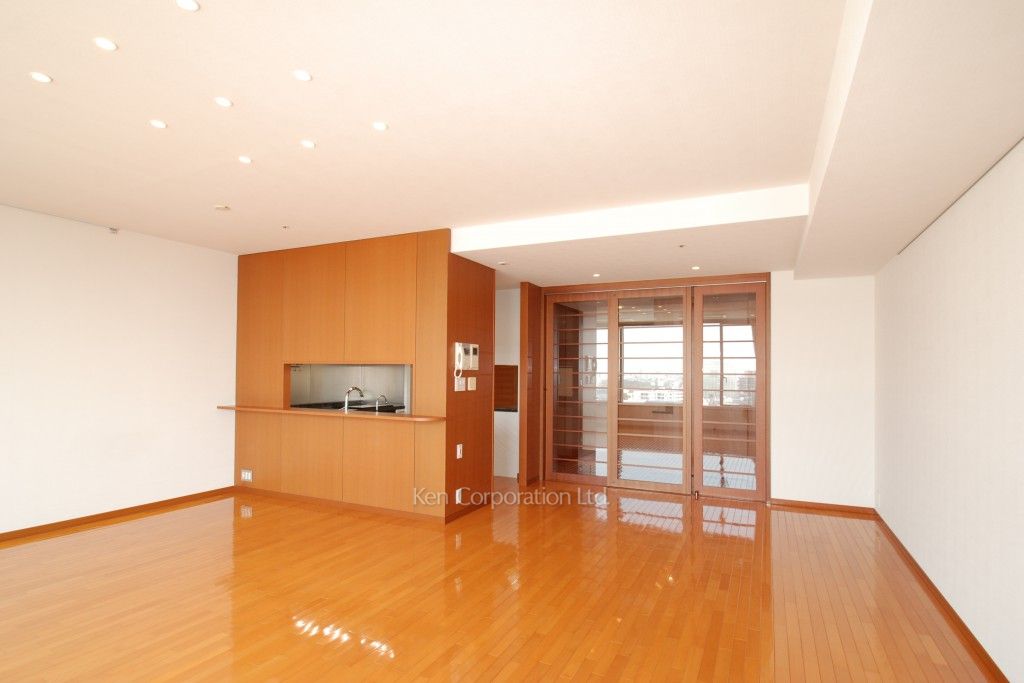 青山パークタワーの写真 居室（LDなど）