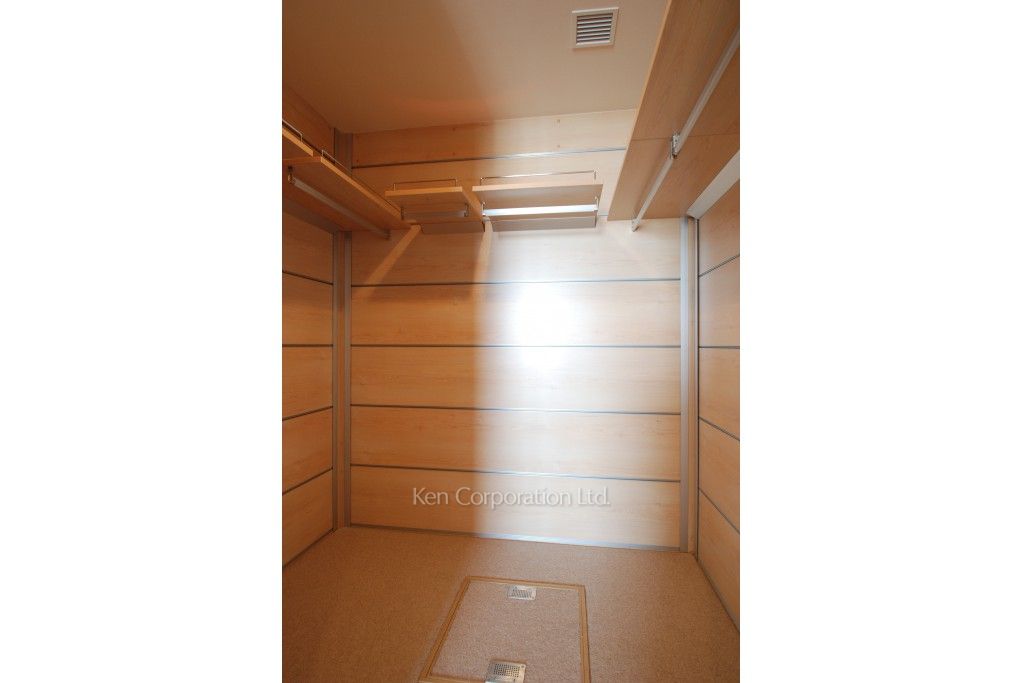 青山パークタワーの写真 ウォークインクローゼット