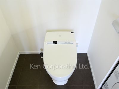 トイレ ※12階の同じ間取タイプを撮影。仕様が異なることがあります。