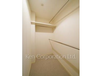 ラ・トゥール半蔵門の写真 ウォークインクローゼット