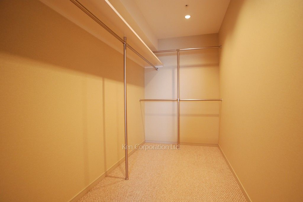 ラ・トゥール汐留の写真 ウォークインクローゼット