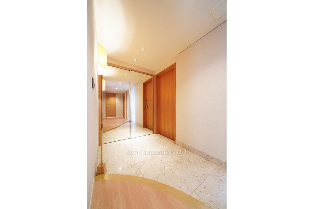 ラ・トゥール汐留の写真 玄関