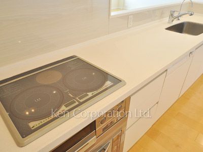 キッチン ※55階の同じ間取タイプを撮影。仕様が異なることがあります。