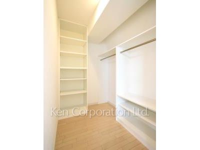 フォレシティ六本木の写真 ウォークインクローゼット