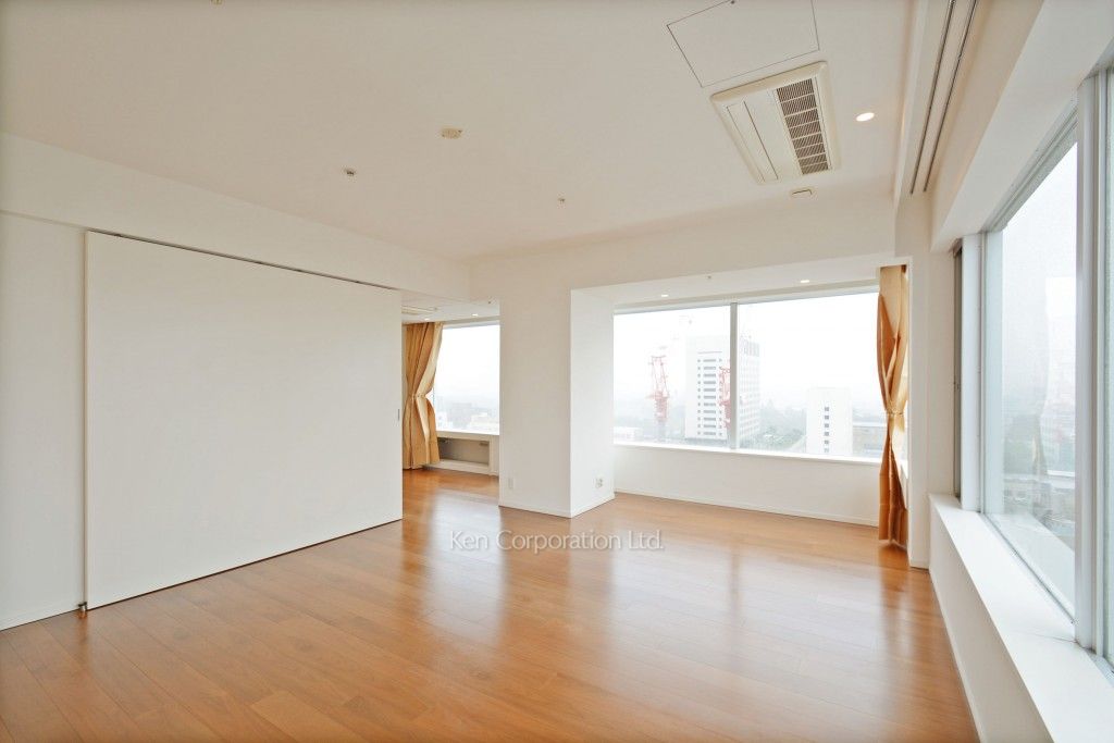 二番町パークフォレストの写真 リビングダイニング