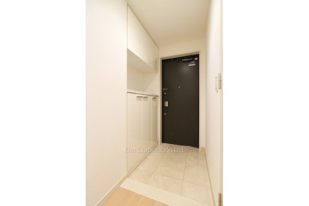 レジディア西麻布の写真 玄関 ※3階の同じ間取タイプを撮影。仕様が異なることがあります。