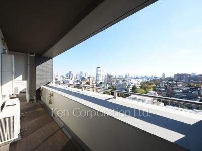 レジディア西麻布の写真 バルコニー