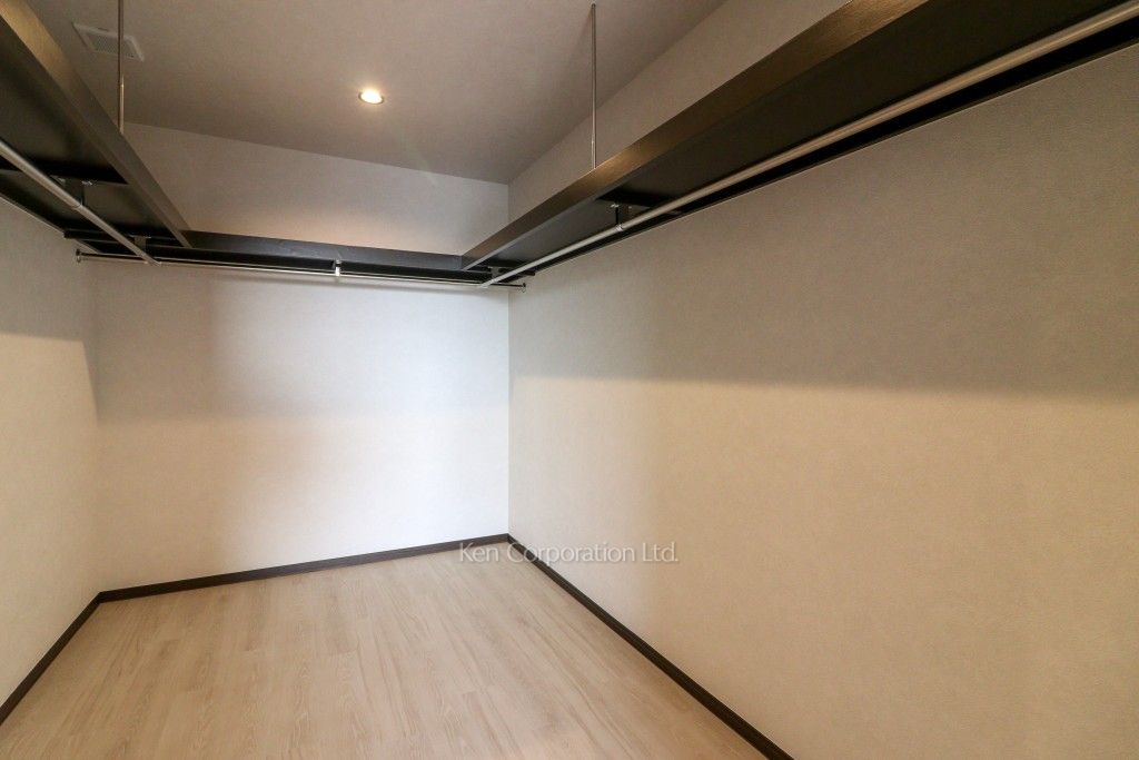 レジディア西麻布の写真 ウォークインクローゼット