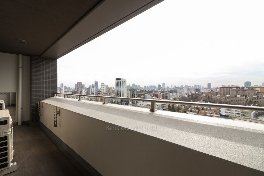 レジディア西麻布の写真 バルコニー