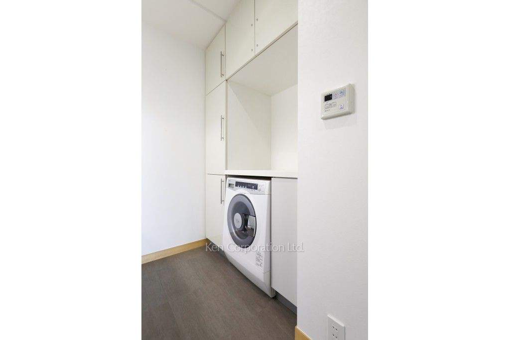オランダヒルズ森タワーRoPの写真 洗濯機置き場