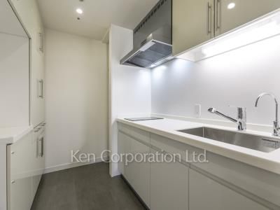 キッチン ※6階の同じ間取タイプを撮影。仕様が異なることがあります。