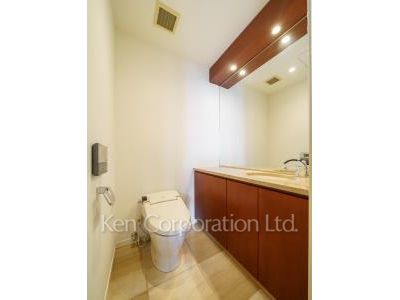 青山パークタワーの写真 トイレ