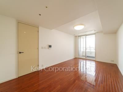 青山パークタワーの写真 マスターベッドルーム