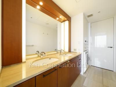 青山パークタワーの写真 パウダールーム