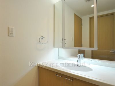 レジディアタワー乃木坂の写真 パウダールーム ※4階の同じ間取タイプを撮影。仕様が異なることがあります。