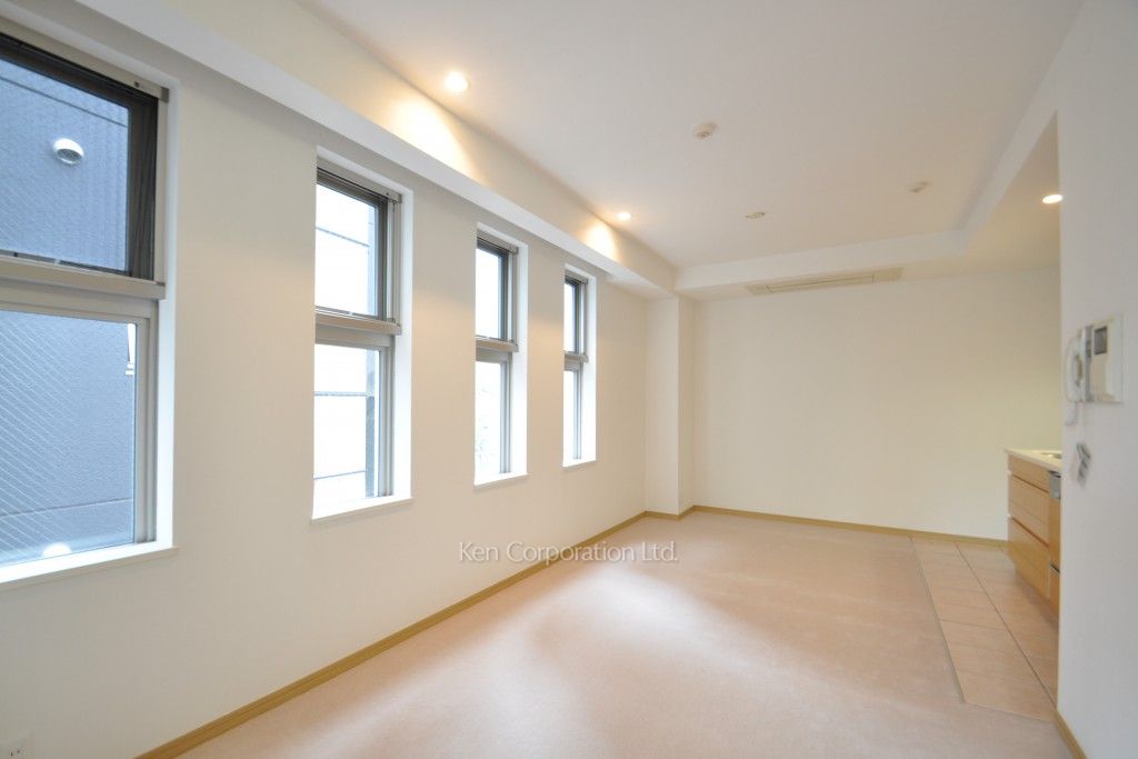 レジディアタワー乃木坂の写真 居室（LDなど） ※4階の同じ間取タイプを撮影。仕様が異なることがあります。