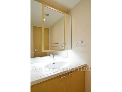 パウダールーム