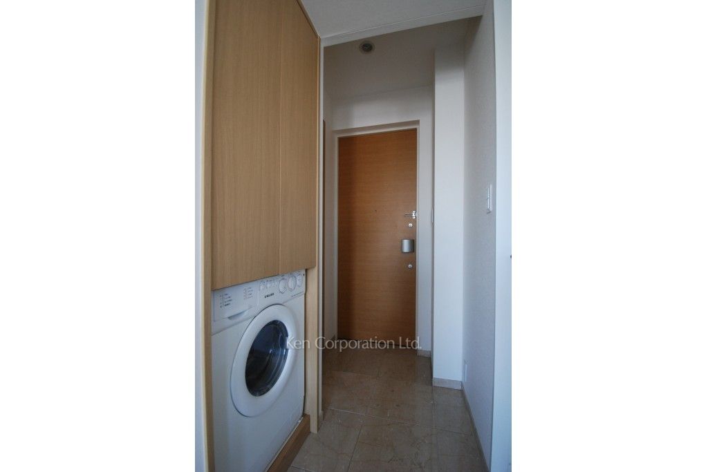 レジディアタワー乃木坂の写真 玄関 ※9階の同じ間取タイプを撮影。仕様が異なることがあります。