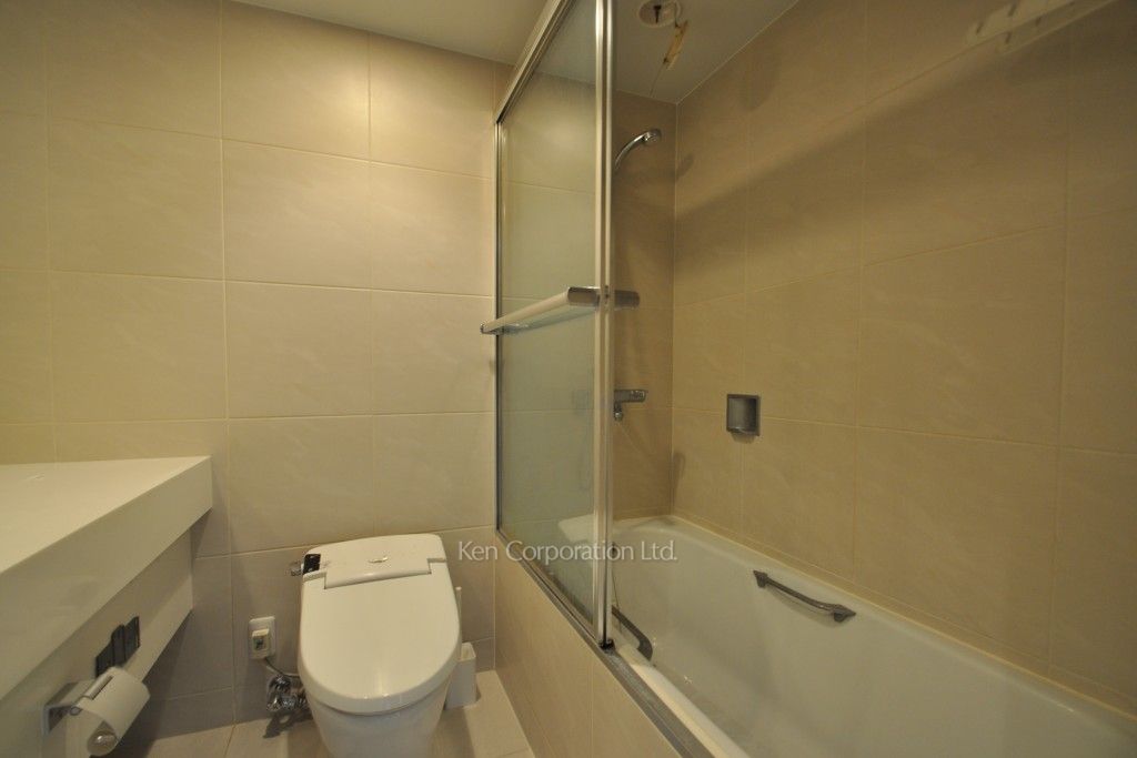 レジディアタワー乃木坂の写真 バスルーム ※12階の同じ間取タイプを撮影。仕様が異なることがあります。