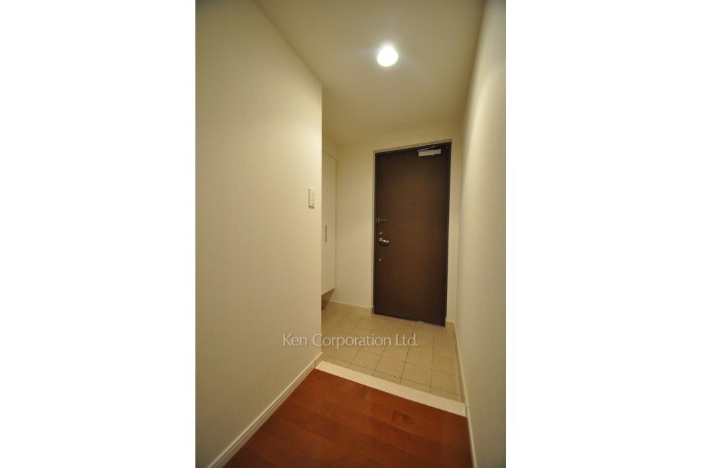 コンフォリア原宿の写真 玄関