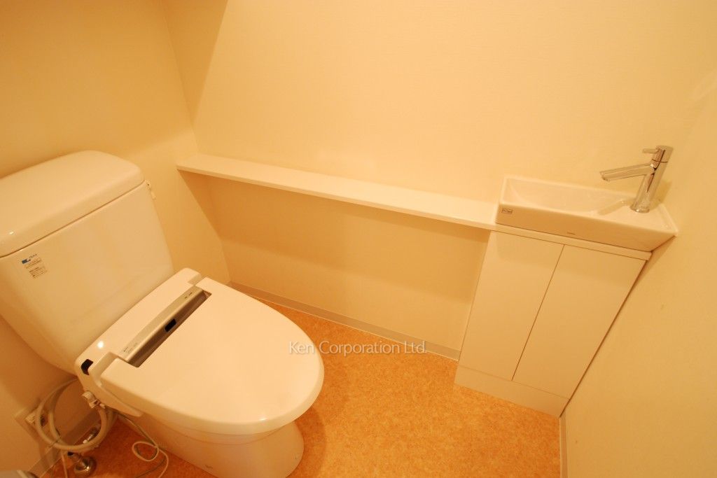 パークルージュ赤坂檜町の写真 トイレ ※14階の同じ間取タイプを撮影。仕様が異なることがあります。