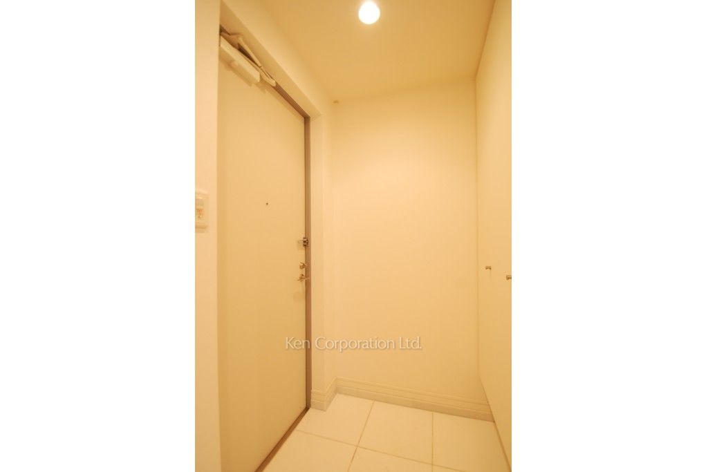 パークルージュ赤坂檜町の写真 玄関 ※14階の同じ間取タイプを撮影。仕様が異なることがあります。