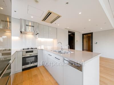 愛宕グリーンヒルズフォレストタワーの写真 キッチン ※17階の同じ間取タイプを撮影。仕様が異なることがあります。